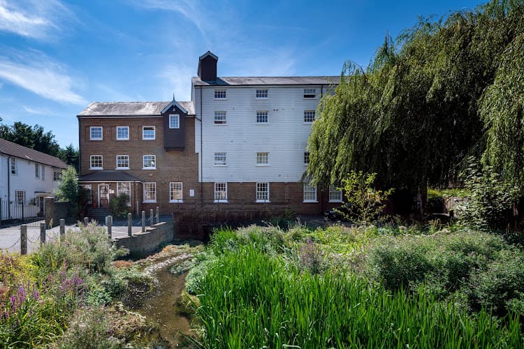 Business listing image