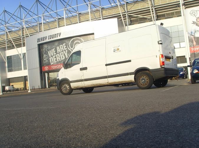 Business listing image