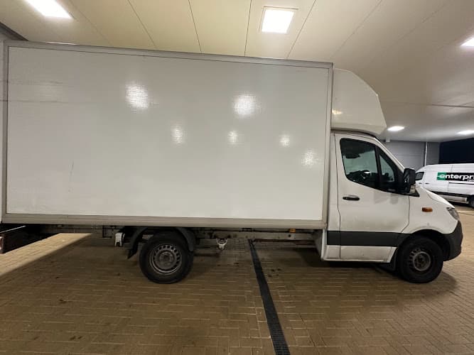 Business listing image