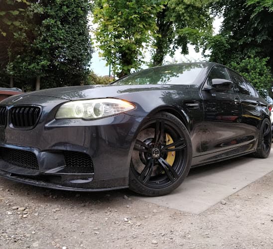 Business listing image