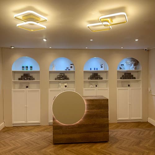 Business listing image