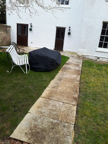 Business listing image