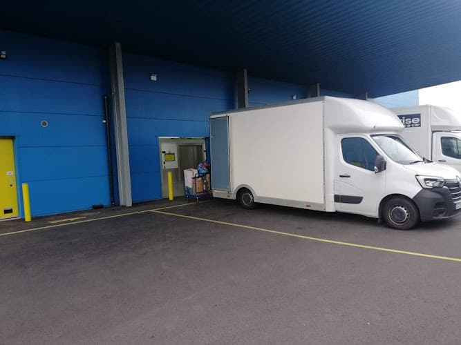 Business listing image